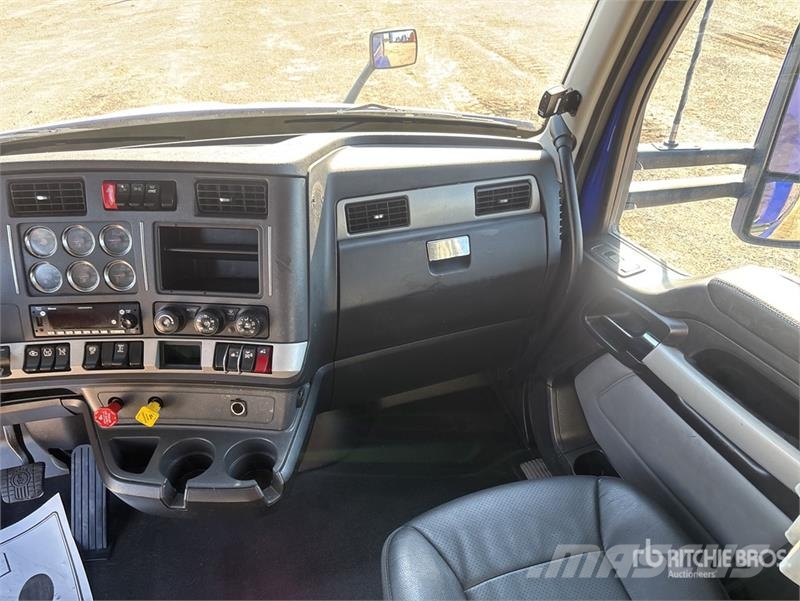 Kenworth T680 Sattelzugmaschinen