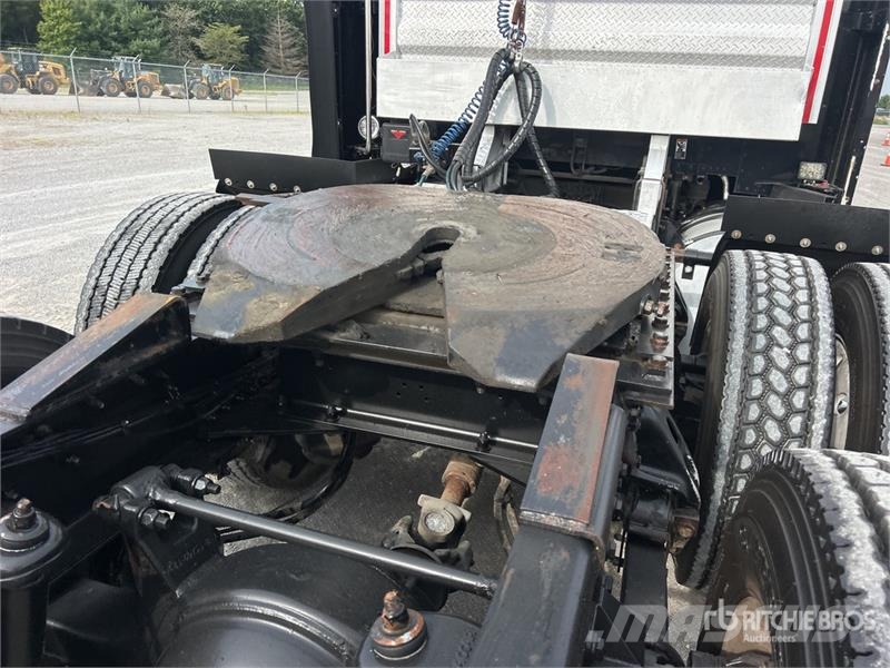 Kenworth T680 Vilcēji