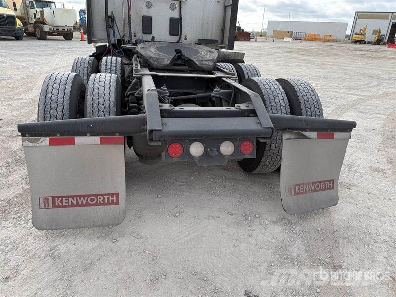 Kenworth T680 Седельные тягачи