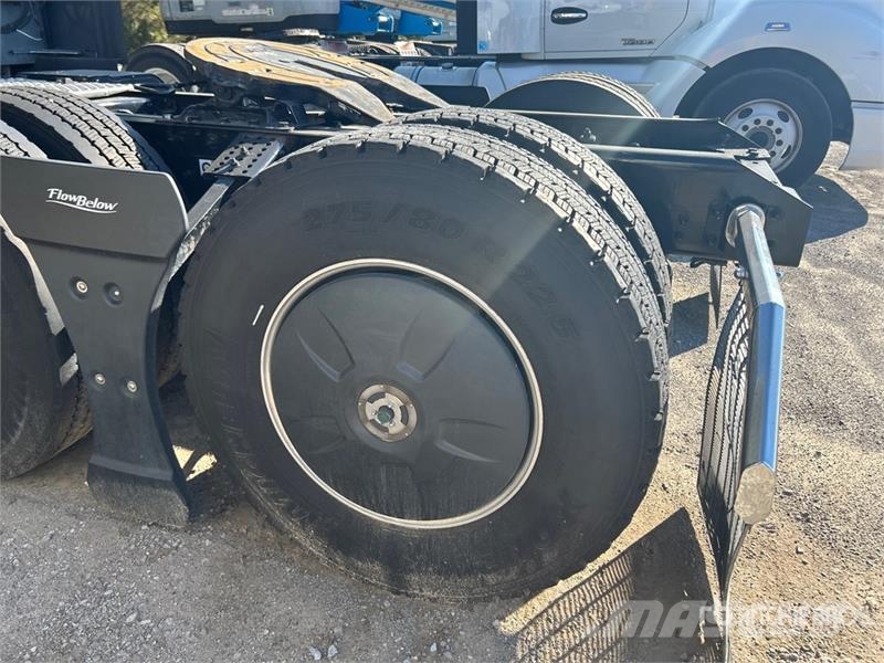 Kenworth T680 Седельные тягачи