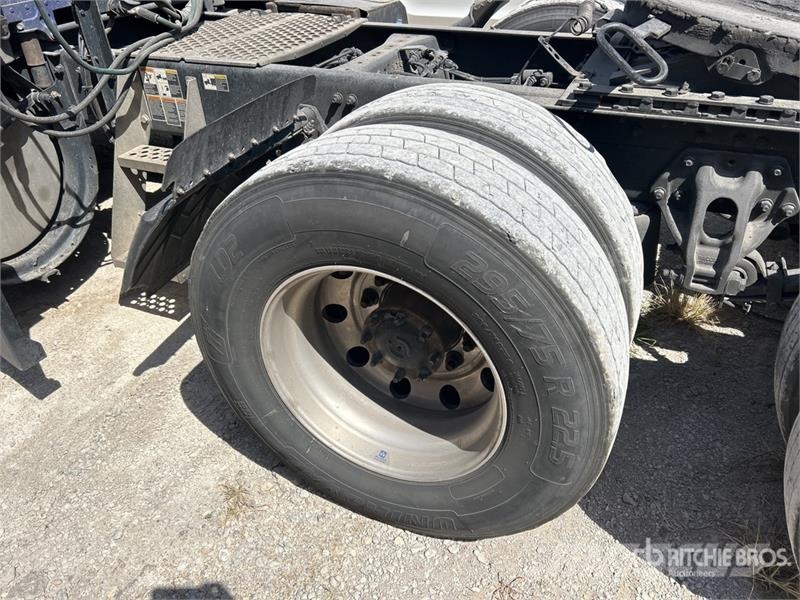 Kenworth T680 Vetopöytäautot