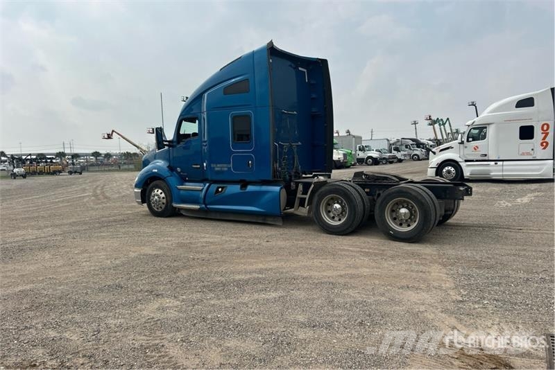 Kenworth T680 Prime Movers