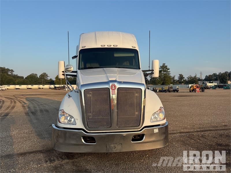 Kenworth T680 Vlačilci