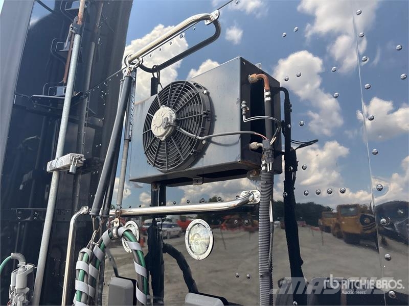 Kenworth T680 Седельные тягачи