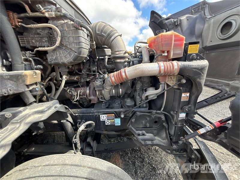 Kenworth T680 Седельные тягачи