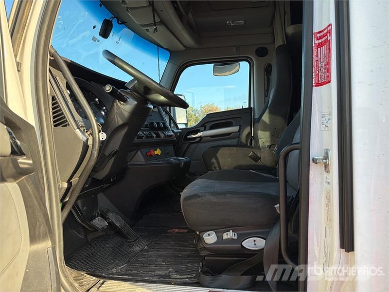 Kenworth T680 Седельные тягачи