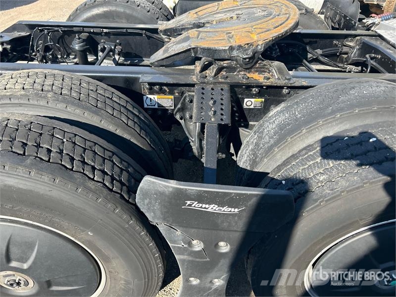 Kenworth T680 Седельные тягачи