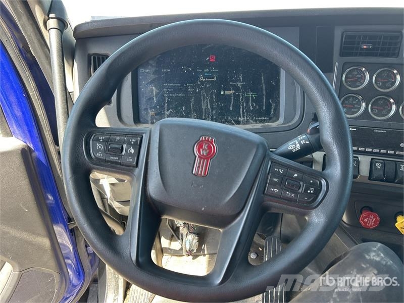 Kenworth T680 Vetopöytäautot