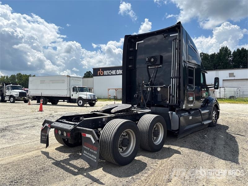Kenworth T680 Седельные тягачи