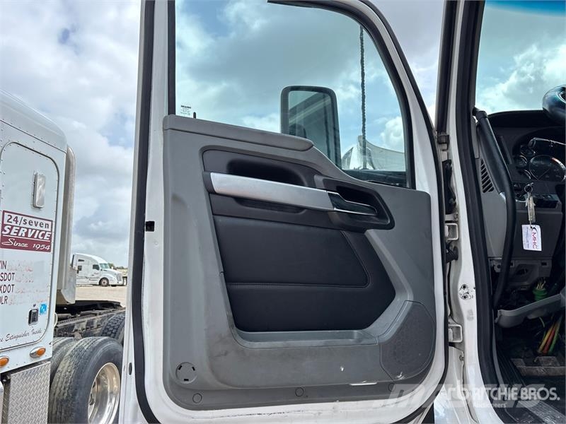 Kenworth T680 Tracteur routier
