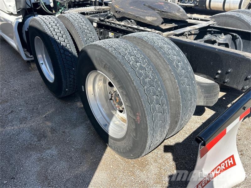 Kenworth T680 Vlačilci