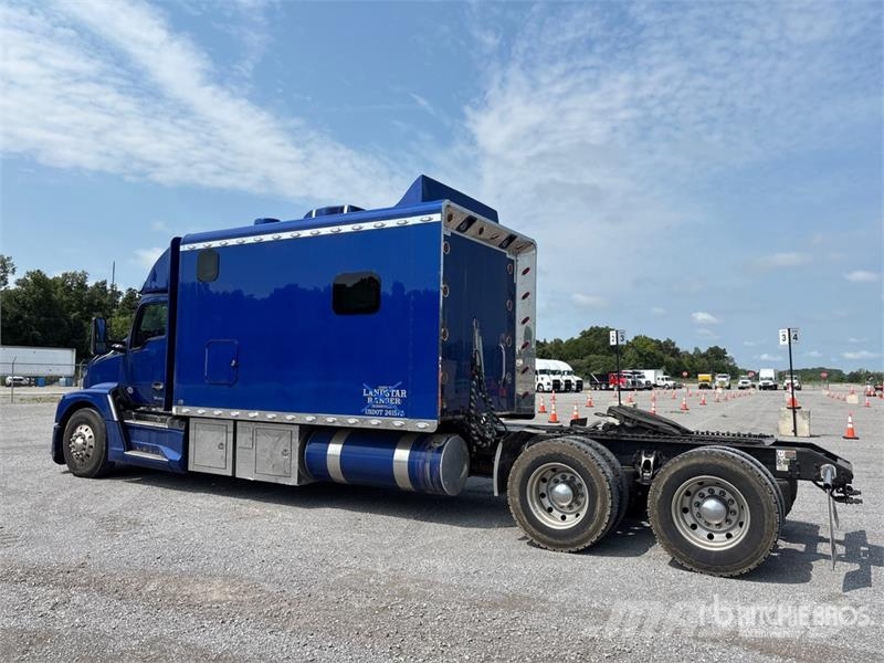 Kenworth T680 Sattelzugmaschinen