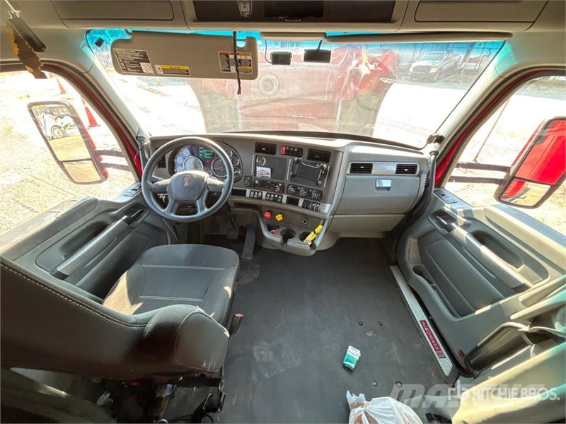 Kenworth T680 Vlačilci