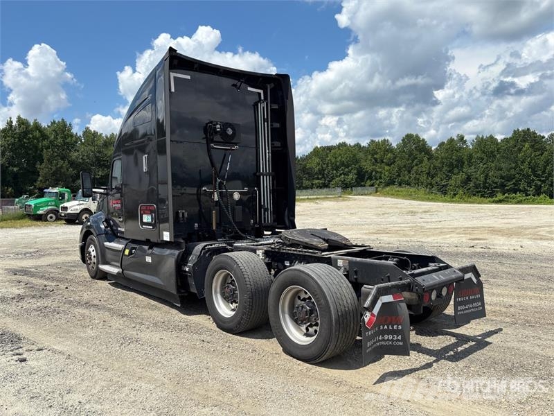 Kenworth T680 Седельные тягачи