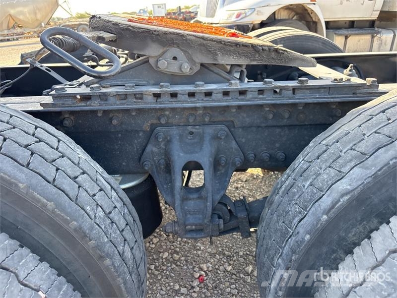 Kenworth T680 Vetopöytäautot