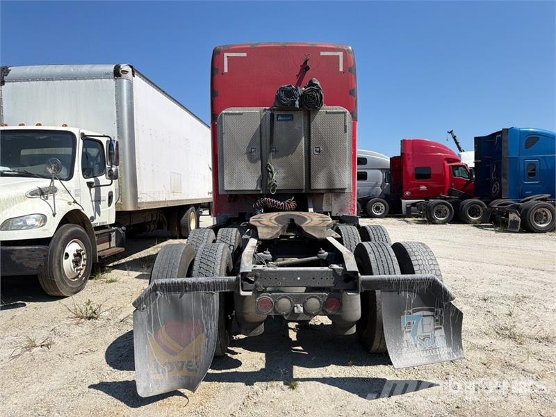 Kenworth T680 Vilcēji