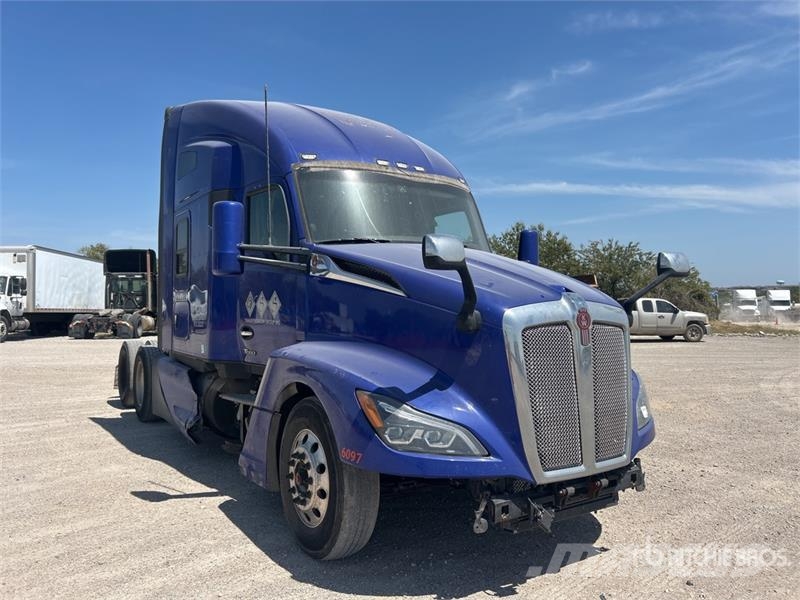 Kenworth T680 Vetopöytäautot