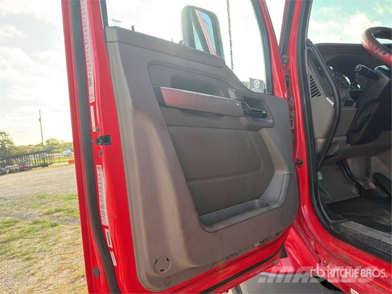Kenworth T680 Sattelzugmaschinen
