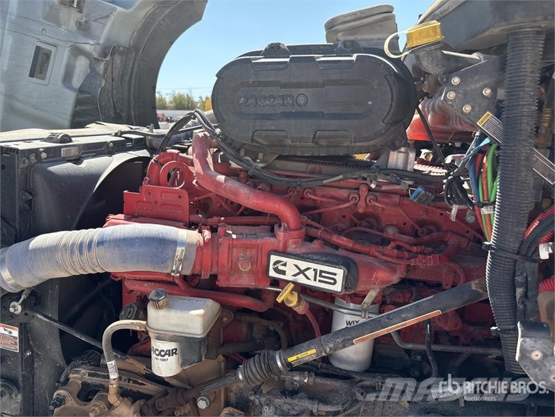 Kenworth T680 Седельные тягачи