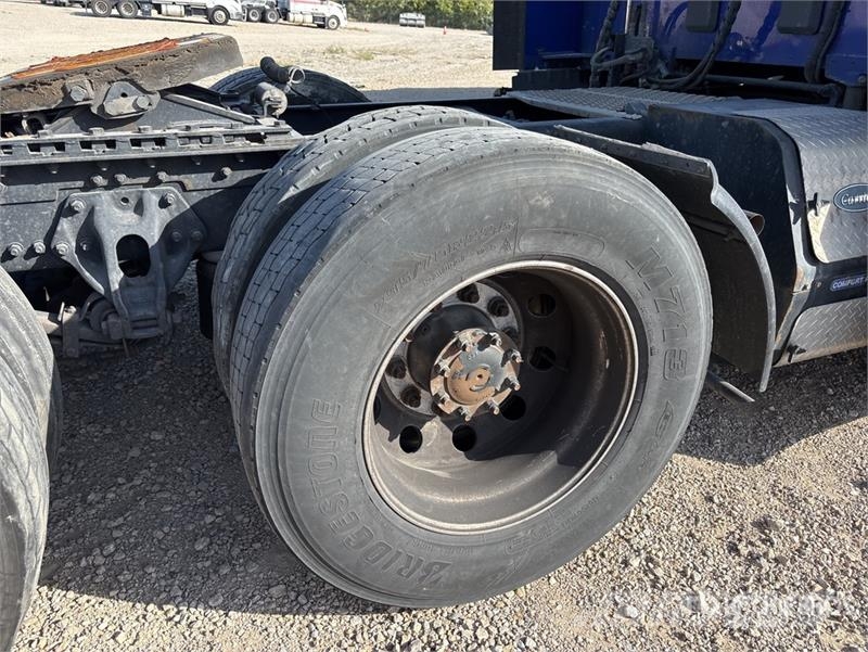 Kenworth T680 Vetopöytäautot
