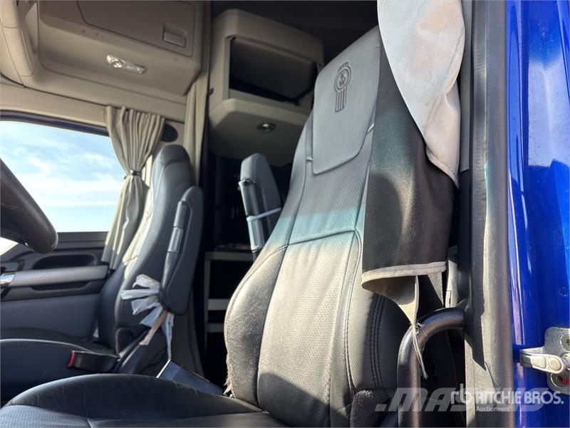 Kenworth T680 Vetopöytäautot