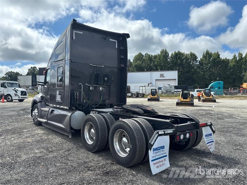 Kenworth T680 Седельные тягачи