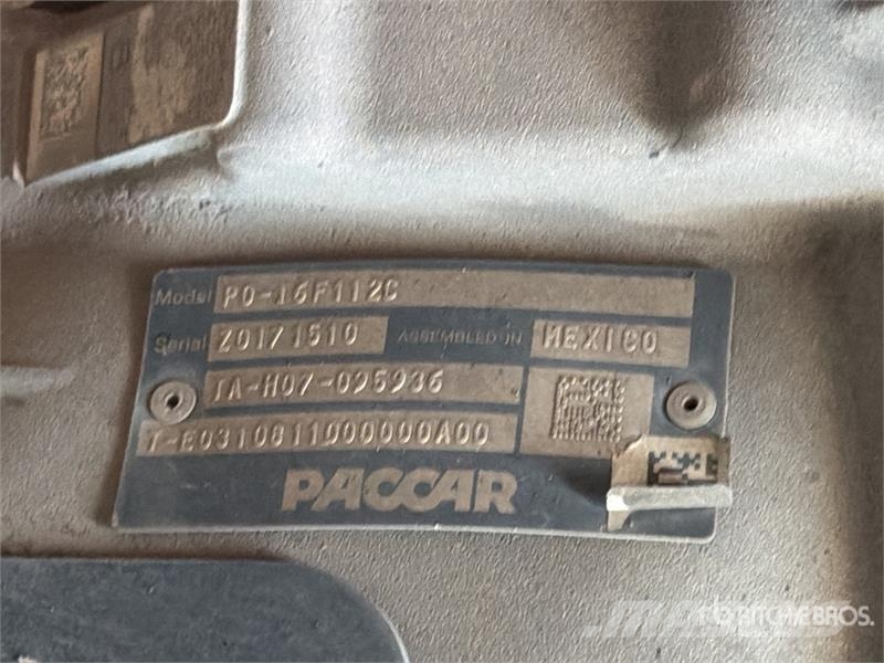 Kenworth T680 Седельные тягачи