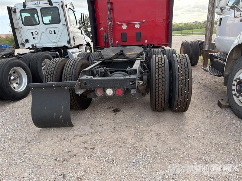 Kenworth T680 Sattelzugmaschinen