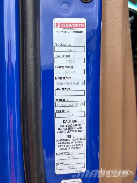 Kenworth T680 Autotractoare