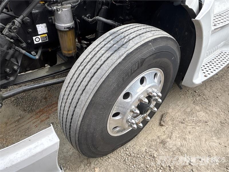 Kenworth T680 Sattelzugmaschinen