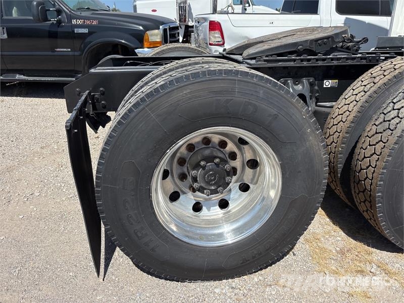 Kenworth T680 Trekkers