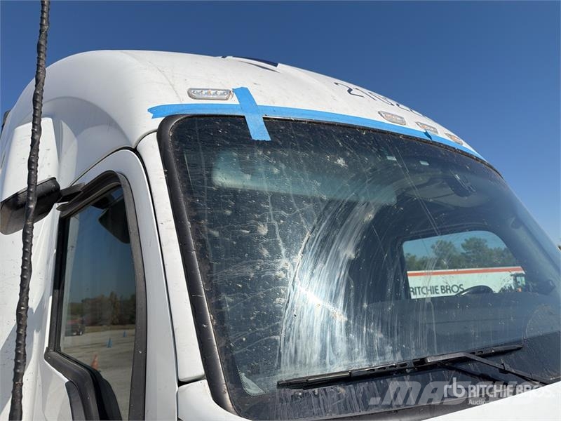Kenworth T680 Vilcēji