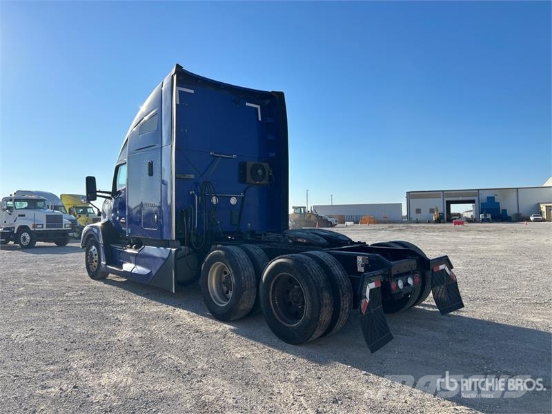 Kenworth T680 Sattelzugmaschinen