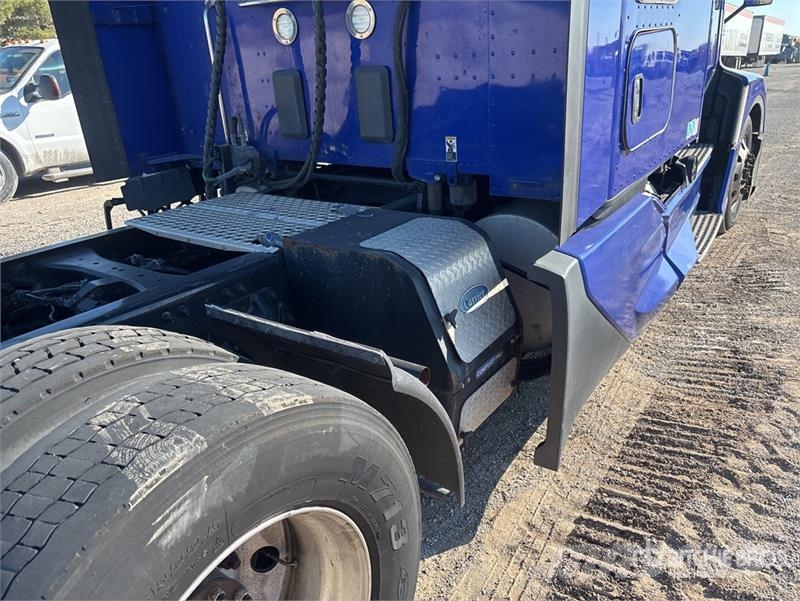 Kenworth T680 Sattelzugmaschinen