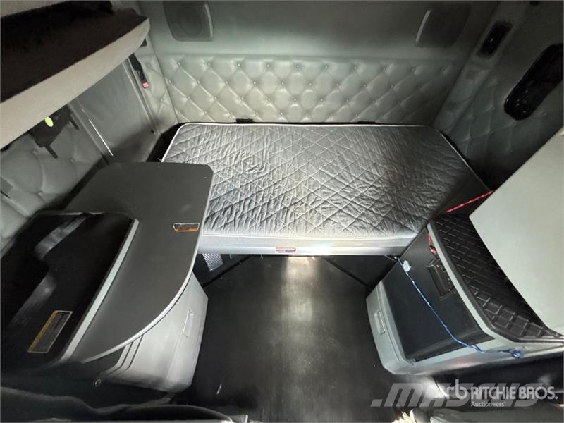 Kenworth T680 Влекачи