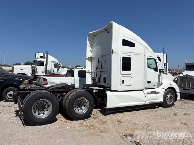 Kenworth T680 Trekkers