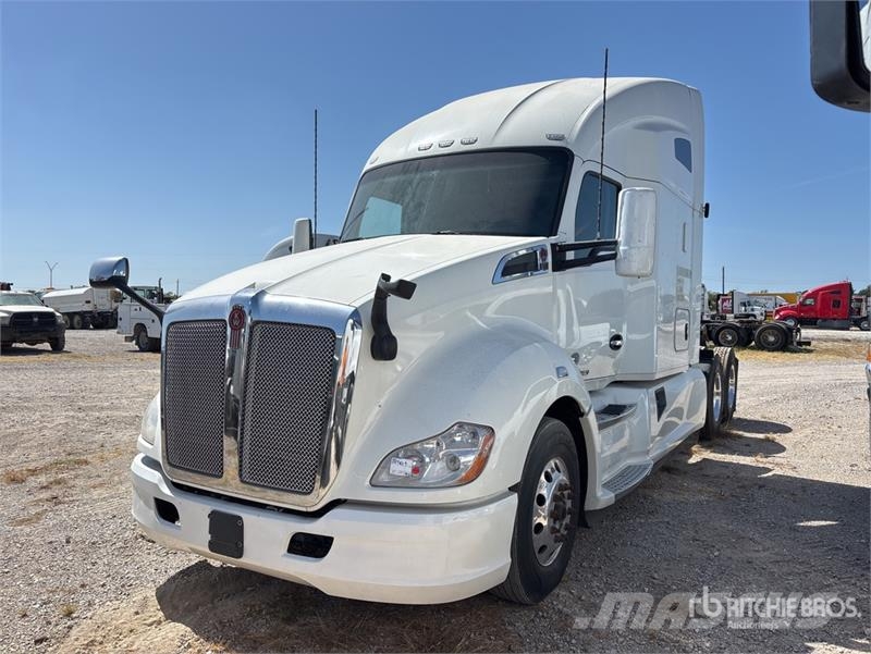 Kenworth T680 Trekkers