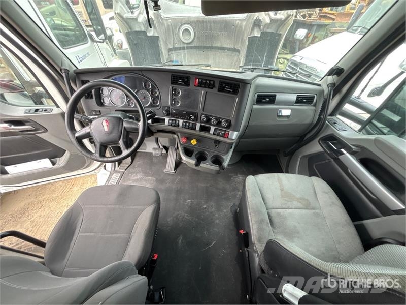 Kenworth T680 Sattelzugmaschinen