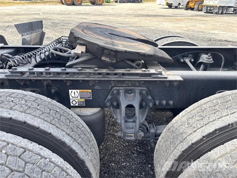 Kenworth T680 Седельные тягачи