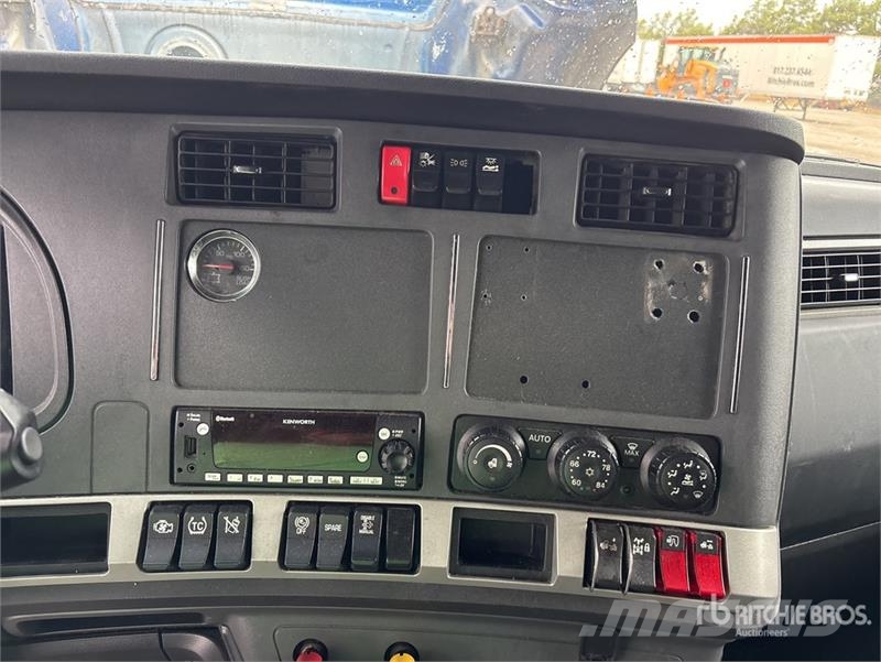 Kenworth T680 Sattelzugmaschinen