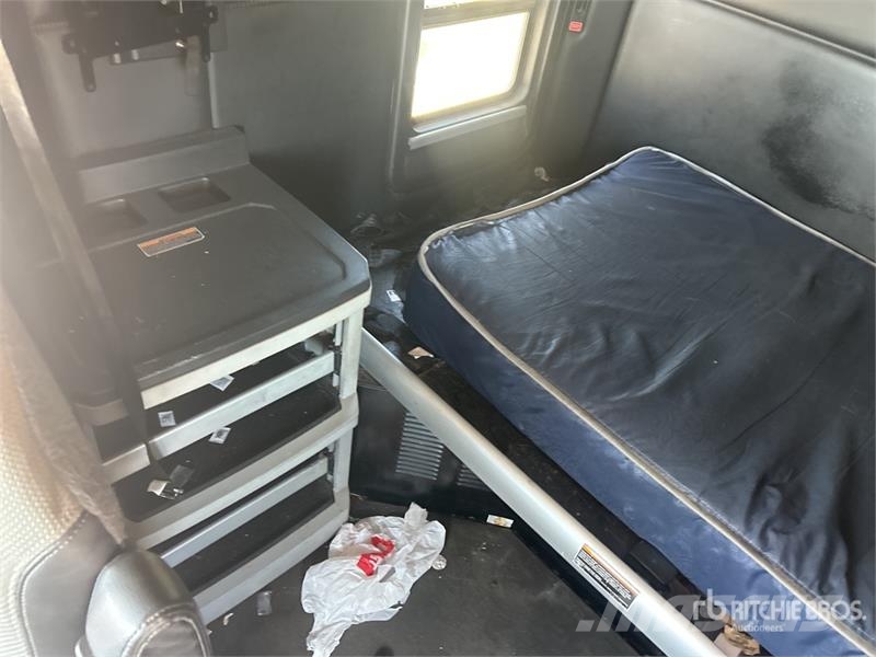 Kenworth T680 Vetopöytäautot