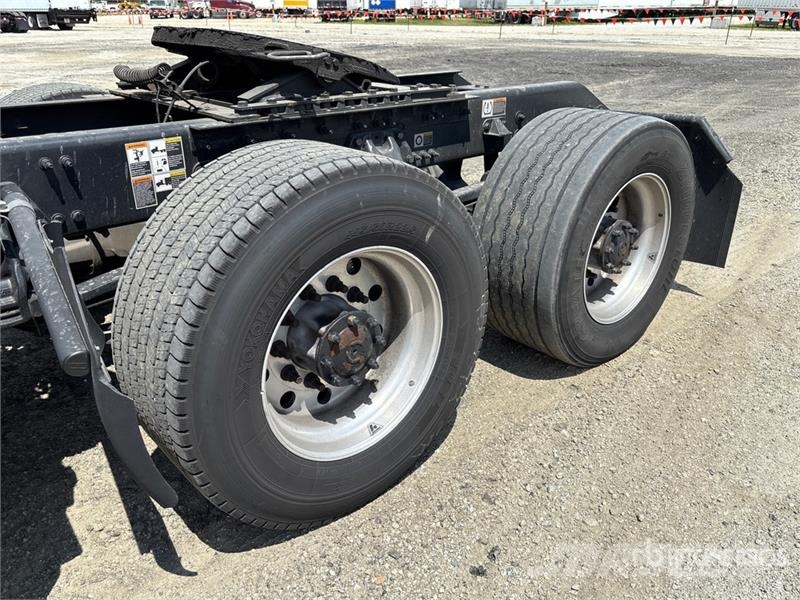 Kenworth T680 Седельные тягачи
