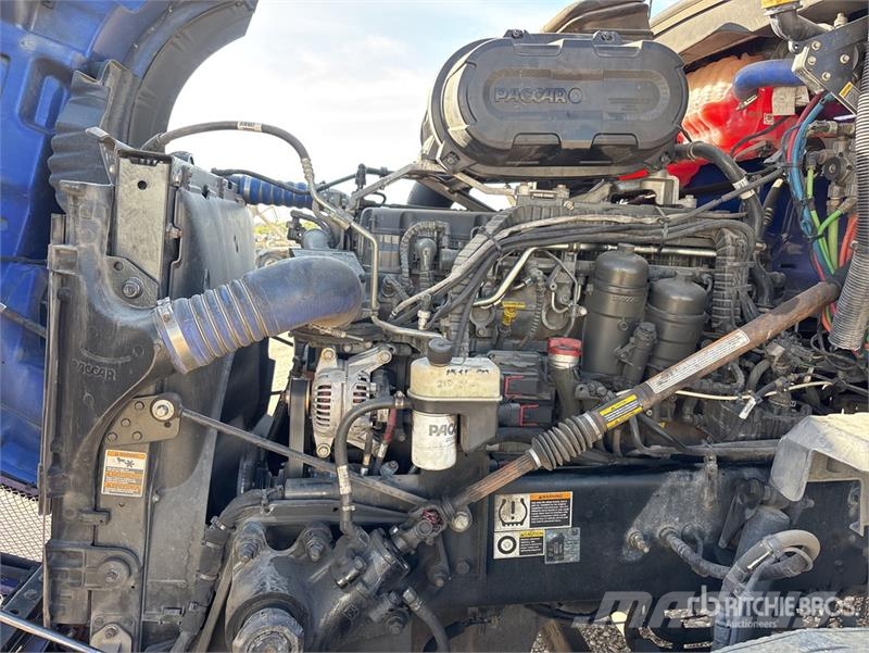 Kenworth T680 Vetopöytäautot