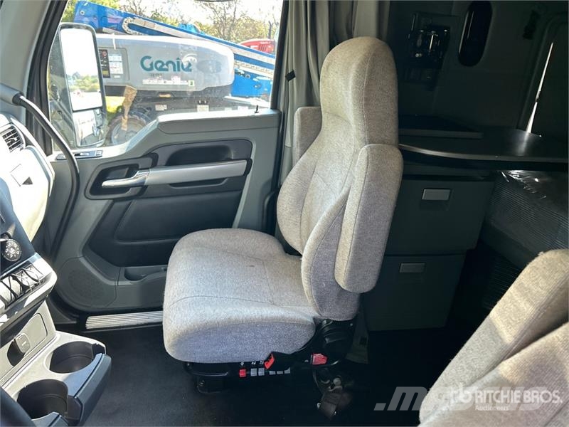 Kenworth T680 Седельные тягачи