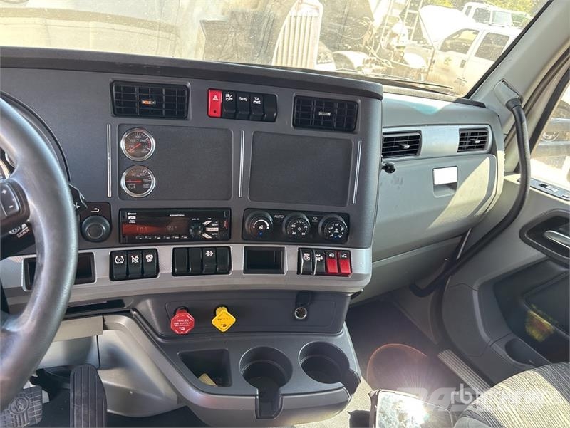Kenworth T680 Trekkers
