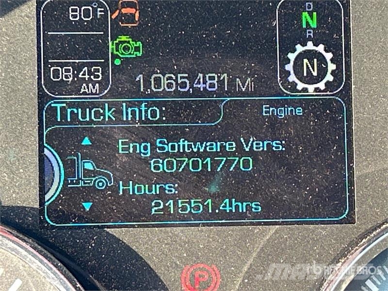 Kenworth T680 4x2 S/A Day Cab Truck Tractor 牵引车