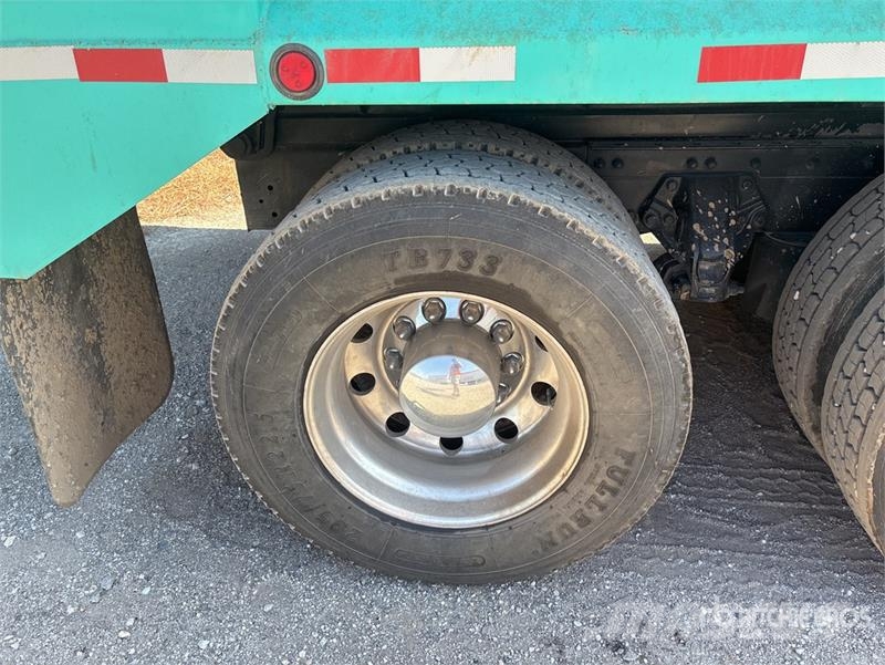 Kenworth T680 6x4 T/A Dump Truck Tipper trucks
