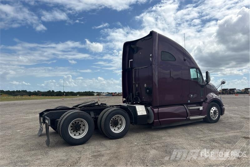 Kenworth T700 Ciągniki siodłowe