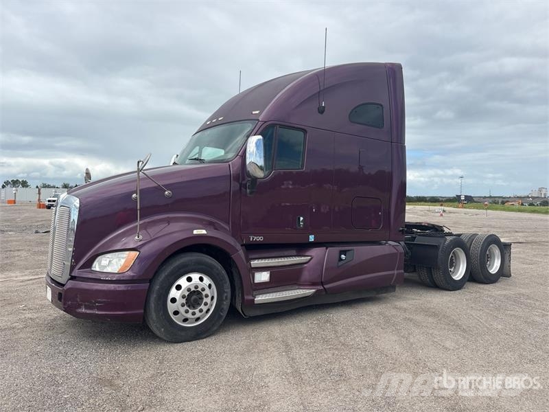 Kenworth T700 Ciągniki siodłowe