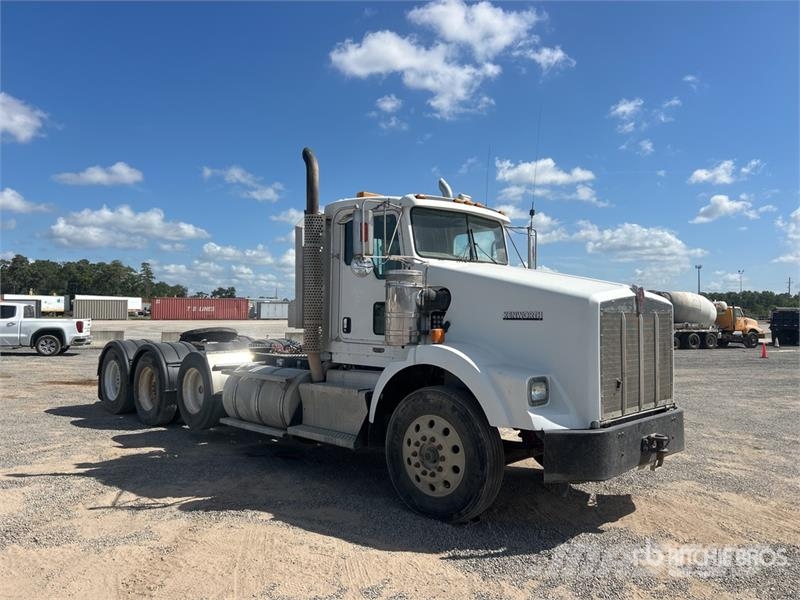 Kenworth T800 Vetopöytäautot